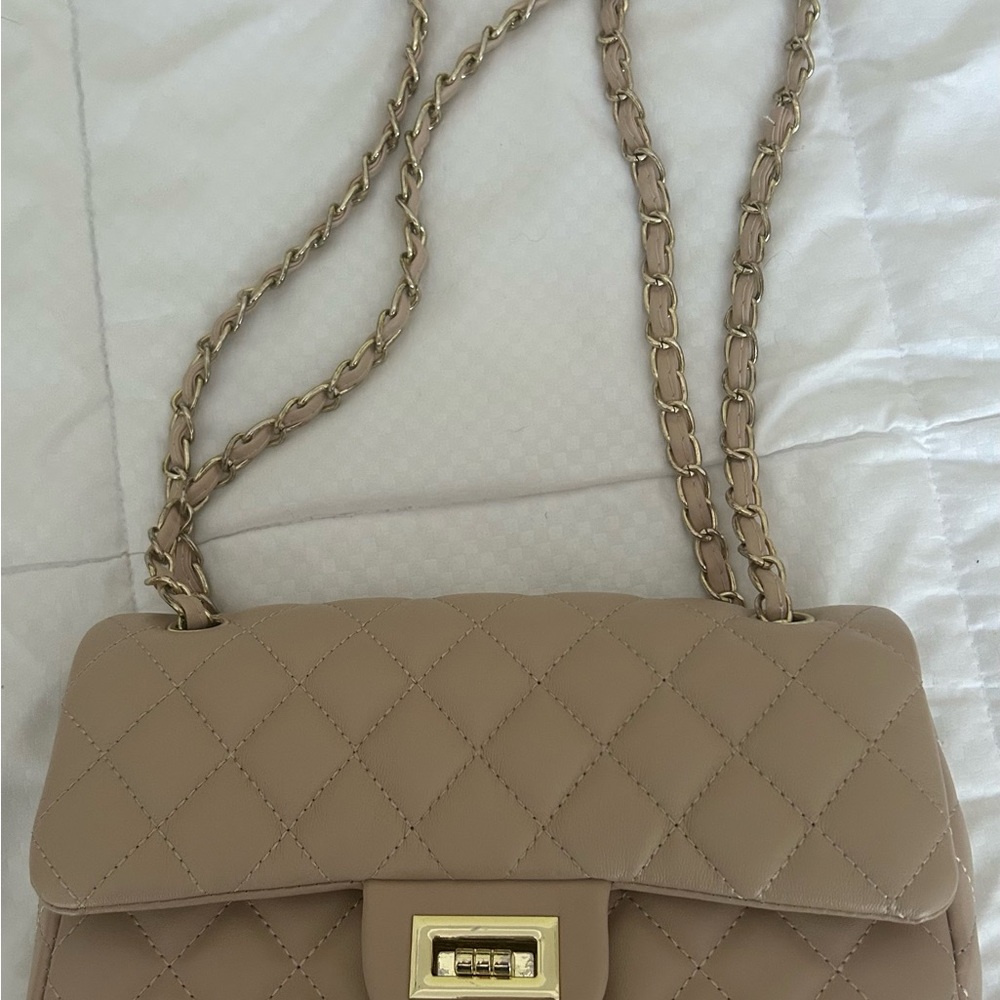 Quilted Tan Chain Shoulder Bag